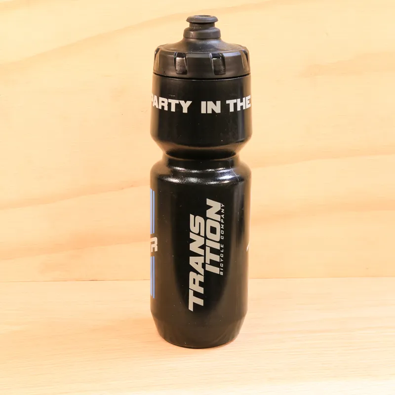 2022 Transition TBC Purist 740ml Water Bottle in Black/TR Bluebott-1